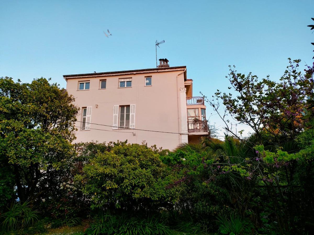 3 Rooms, 2 Bathrooms, In A Villa. Lightfull, Quiet And Charm Cannes Luaran gambar